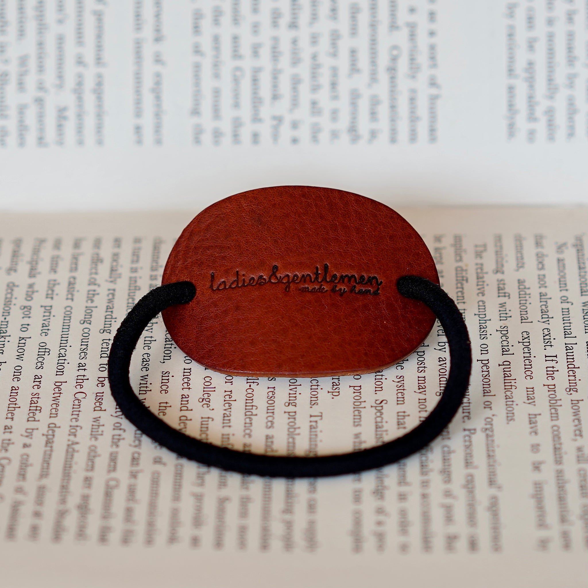 ヘアゴム ヘアアクセサリー 可愛い ポニーフック 革 レザー レディ